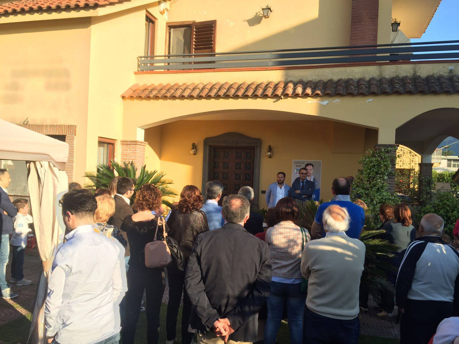 alla sede cgil di castellammare